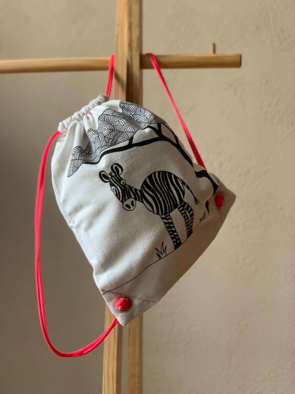 Le petit sac à doudou « Zèbre » en tissu upcyclé